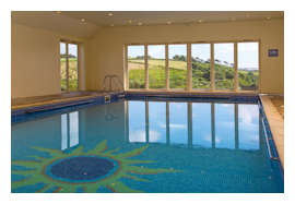 Holiday cottages with indoor pool